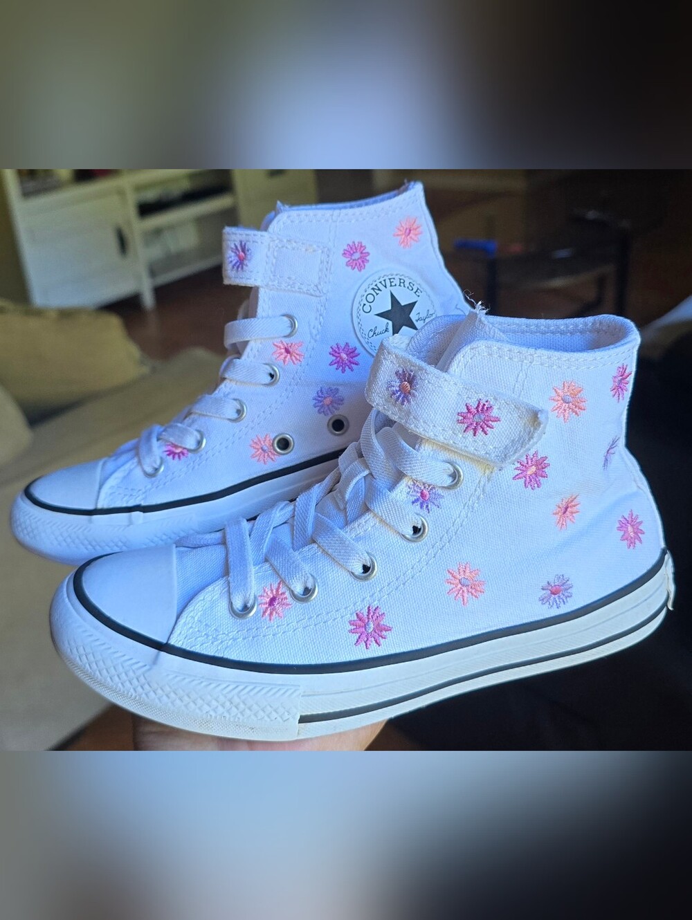 Little Girl's Sz 1 CONVERSE CTAS Easy-on Allover Embroidered Florals Bungee Lace